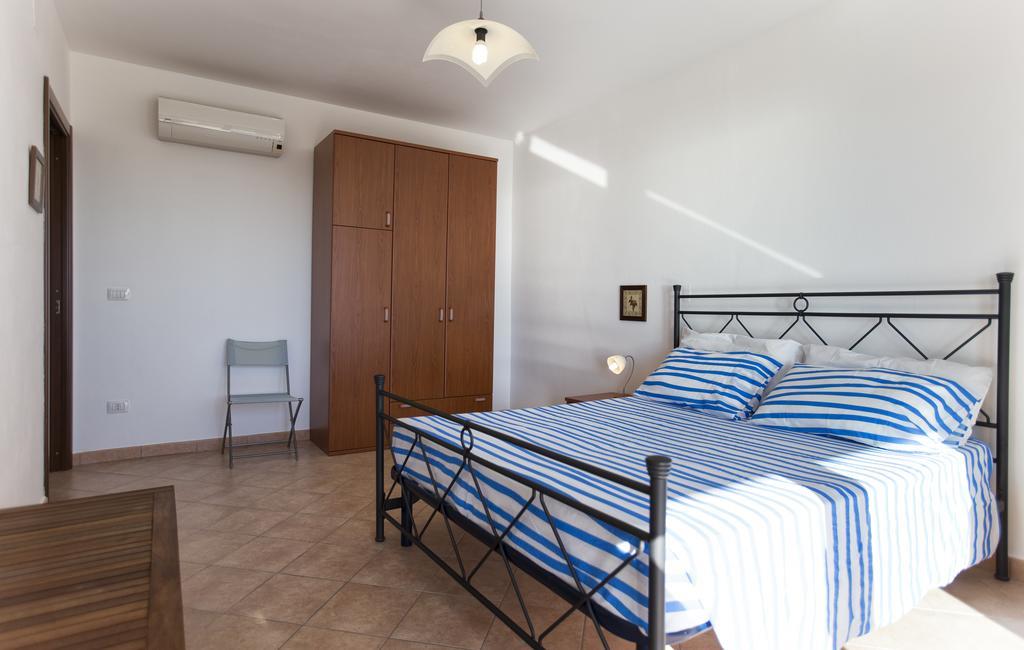 דירות אלגהרו Elena House Fertilia מראה חיצוני תמונה