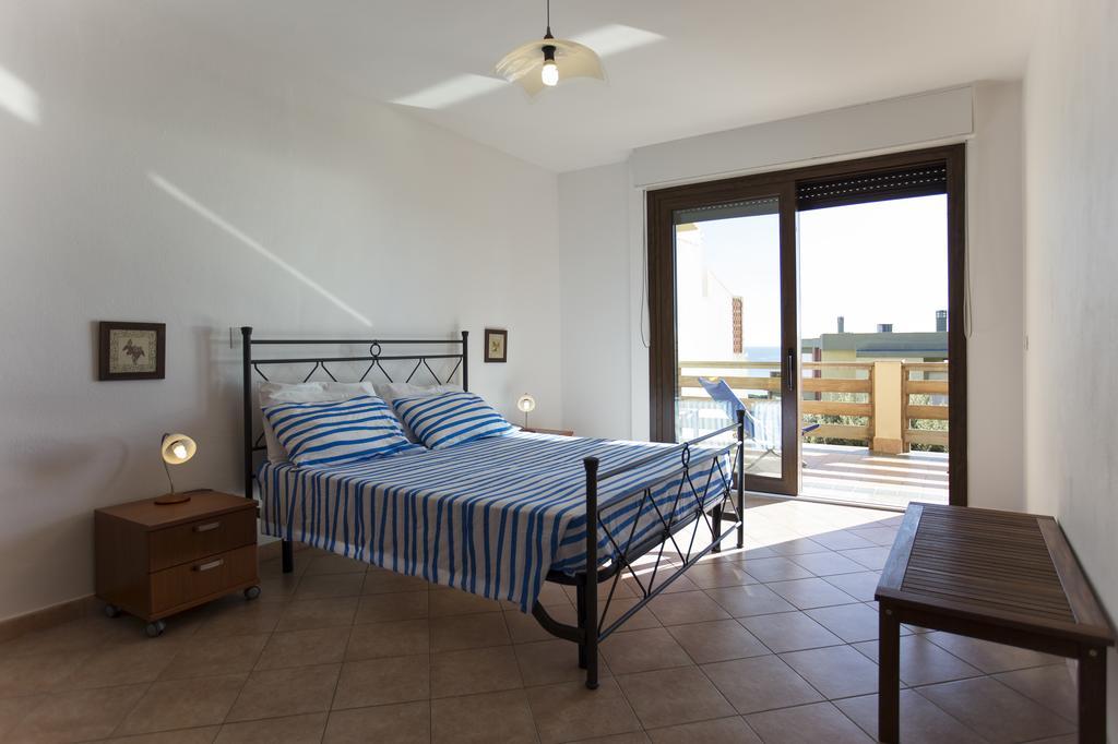 דירות אלגהרו Elena House Fertilia מראה חיצוני תמונה